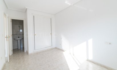 Reventa - Apartamento / piso - San Miguel de Salinas - Pueblo