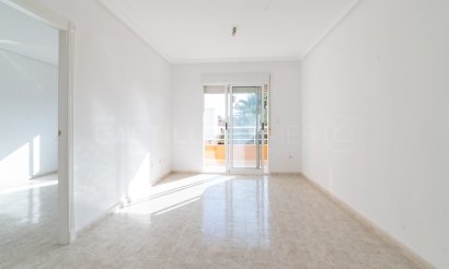 Reventa - Apartamento / piso - San Miguel de Salinas - Pueblo