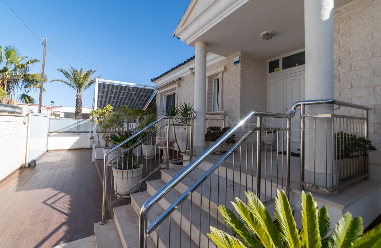 Revente - Villa - Torrevieja - La Mata