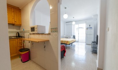 Resale - Apartment / flat - Torrevieja - Centro