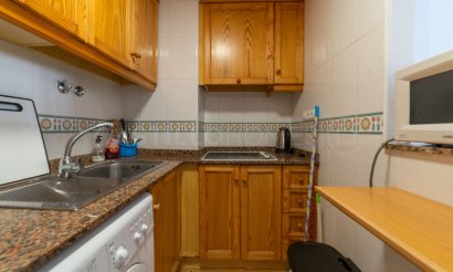 Resale - Apartment / flat - Torrevieja - Centro