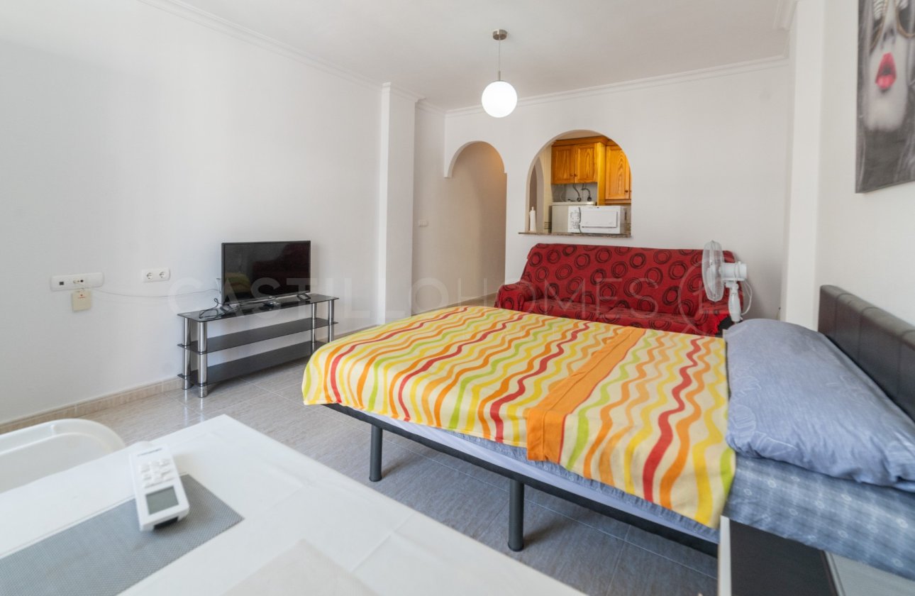 Resale - Apartment / flat - Torrevieja - Centro