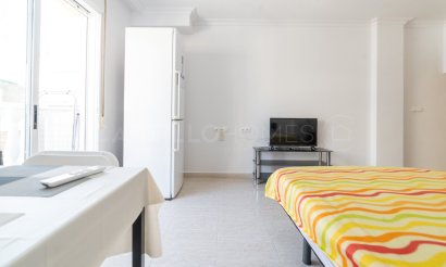 Resale - Apartment / flat - Torrevieja - Centro
