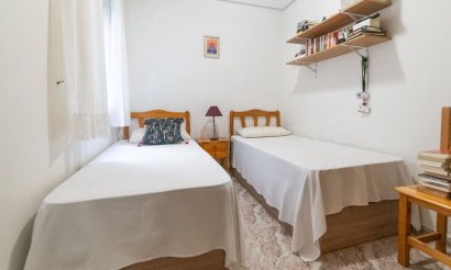 Revente - Appartement - Torrevieja - Centro