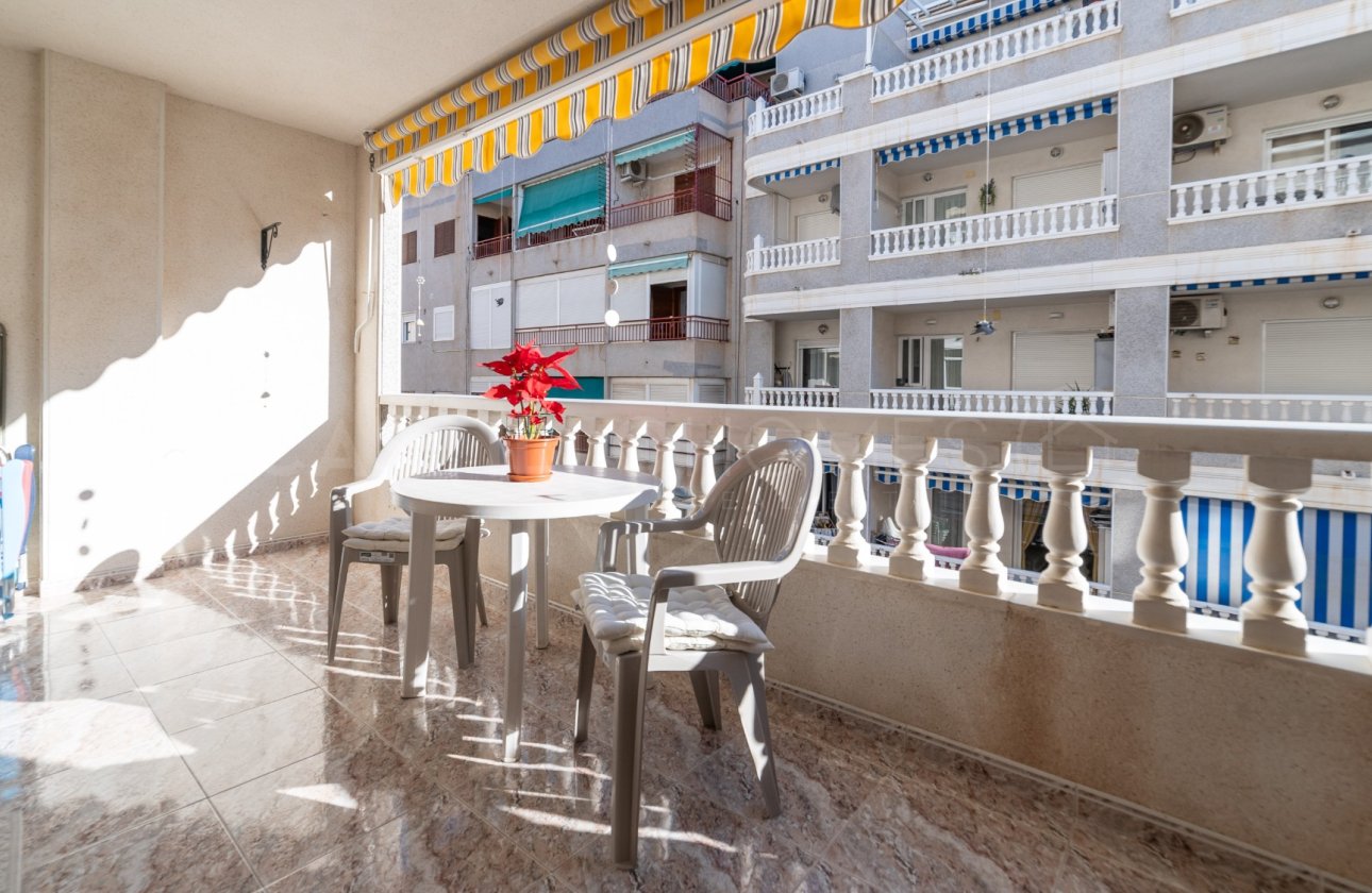 Revente - Appartement - Torrevieja - Centro