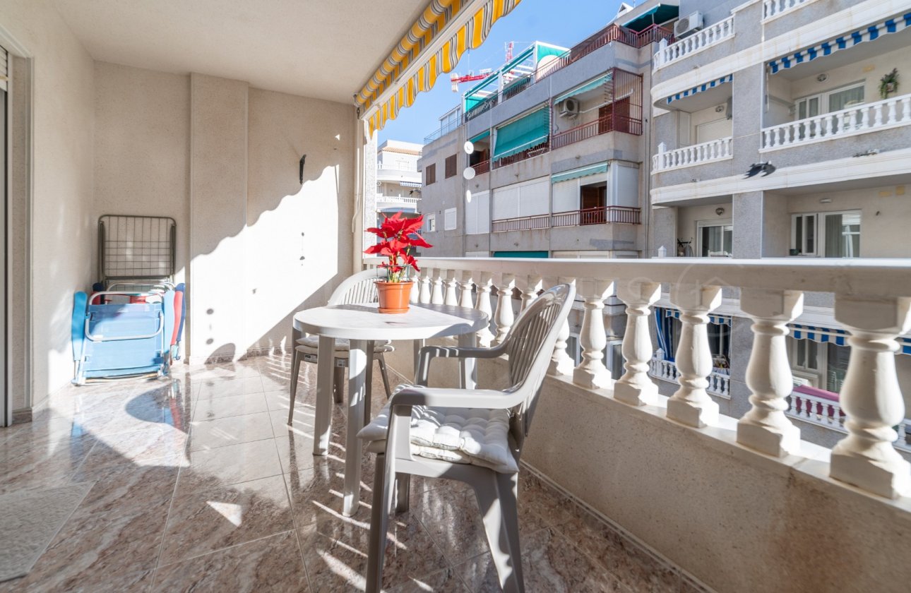 Revente - Appartement - Torrevieja - Centro