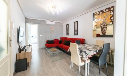 Resale - Apartment / flat - Torrevieja - El Acequión - Los Náufragos