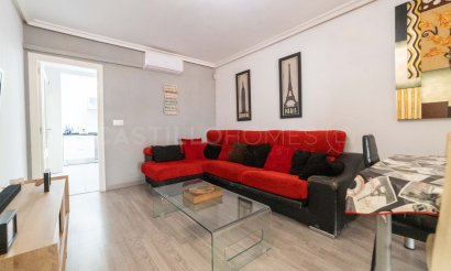 Resale - Apartment / flat - Torrevieja - El Acequión - Los Náufragos