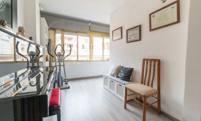 Resale - Apartment / flat - Torrevieja - El Acequión - Los Náufragos
