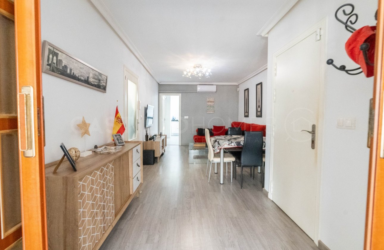 Resale - Apartment / flat - Torrevieja - El Acequión - Los Náufragos