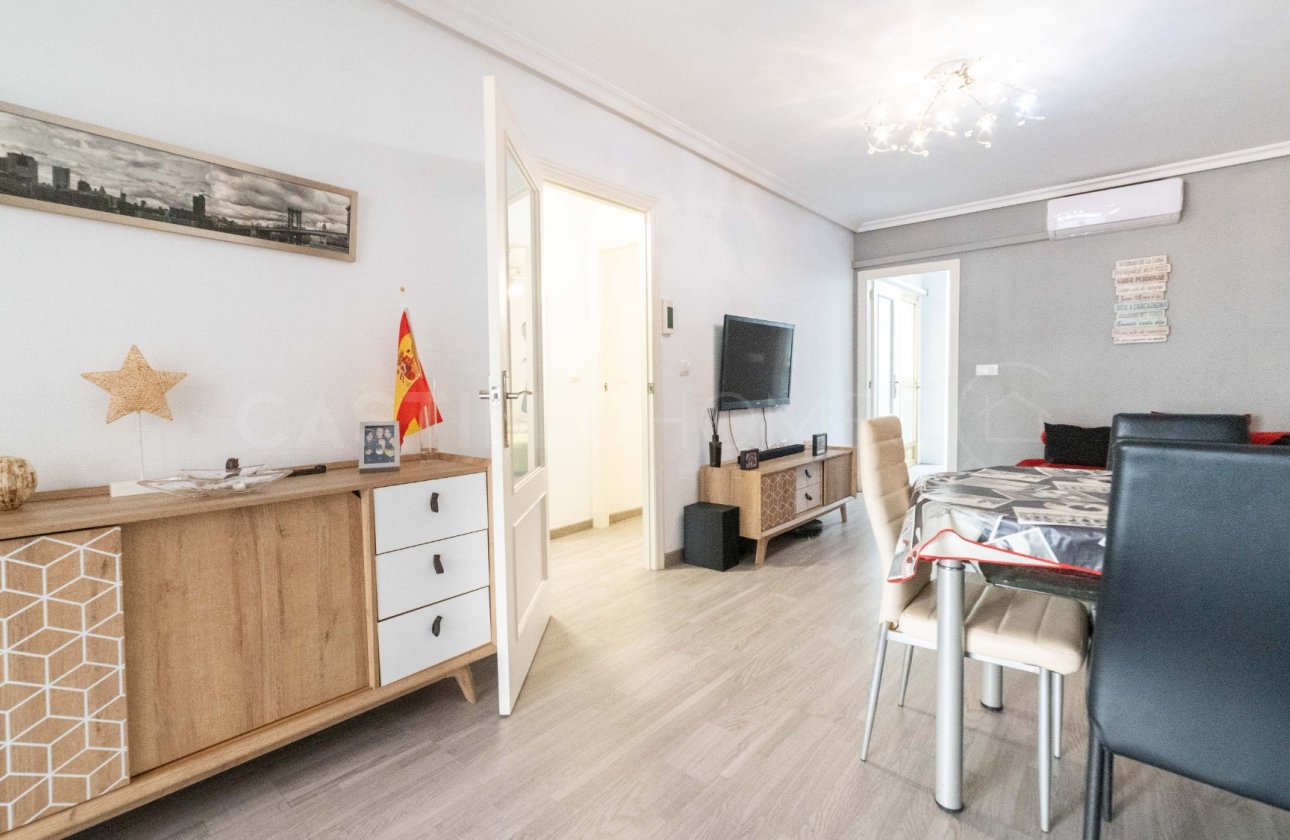Resale - Apartment / flat - Torrevieja - El Acequión - Los Náufragos