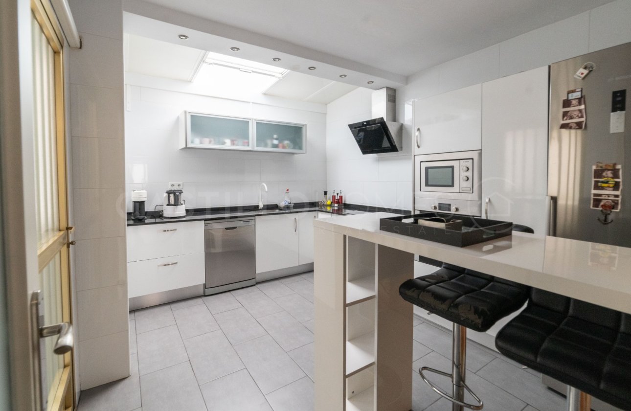 Resale - Apartment / flat - Torrevieja - El Acequión - Los Náufragos