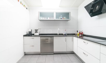 Resale - Apartment / flat - Torrevieja - El Acequión - Los Náufragos