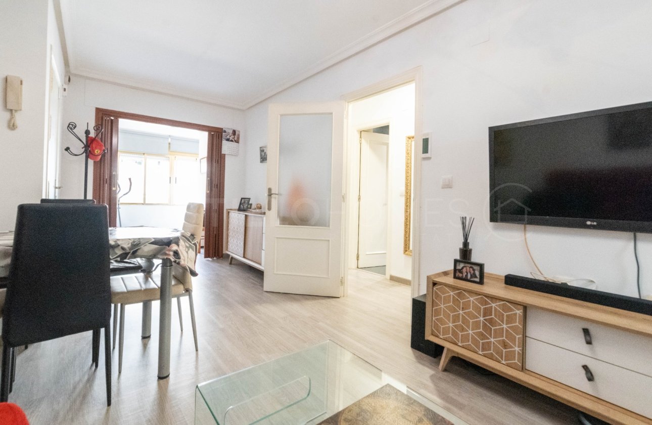 Resale - Apartment / flat - Torrevieja - El Acequión - Los Náufragos