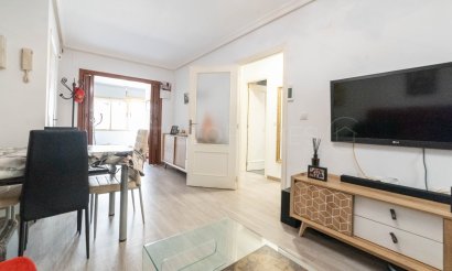 Resale - Apartment / flat - Torrevieja - El Acequión - Los Náufragos