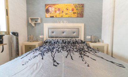 Resale - Apartment / flat - Torrevieja - El Acequión - Los Náufragos