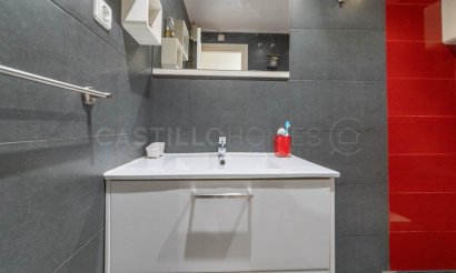 Resale - Apartment / flat - Torrevieja - El Acequión - Los Náufragos