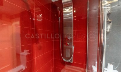 Resale - Apartment / flat - Torrevieja - El Acequión - Los Náufragos