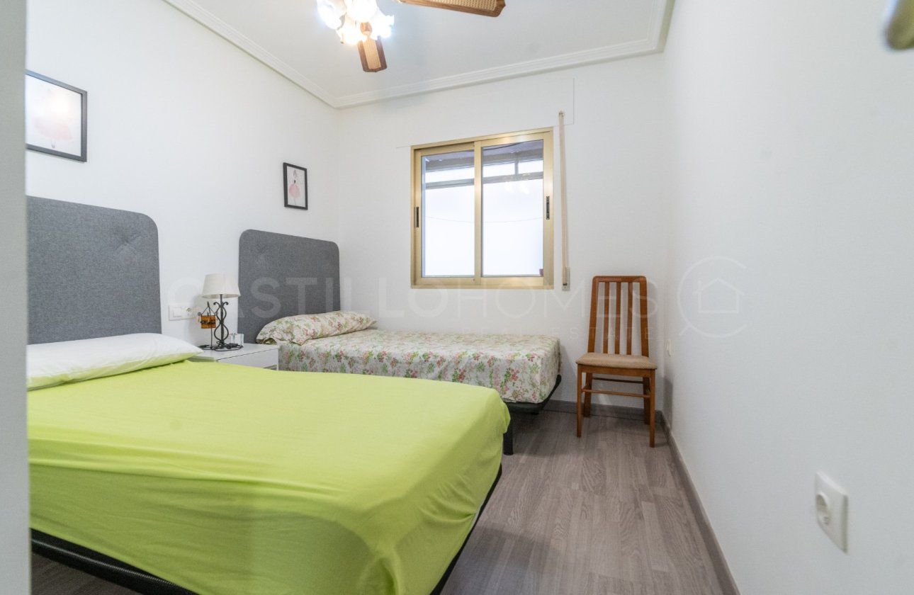 Resale - Apartment / flat - Torrevieja - El Acequión - Los Náufragos