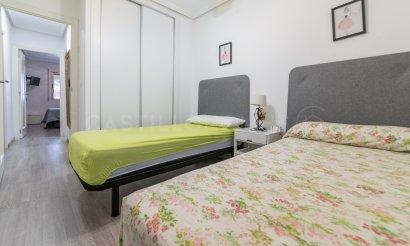 Resale - Apartment / flat - Torrevieja - El Acequión - Los Náufragos