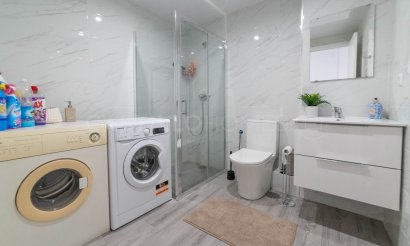 Reventa - Apartamento / piso - Torrevieja - Playa del Cura