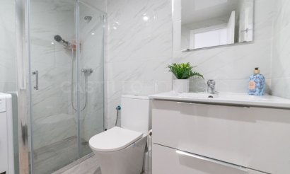 Reventa - Apartamento / piso - Torrevieja - Playa del Cura