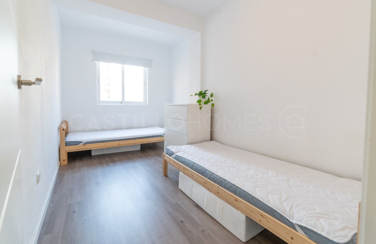 Reventa - Apartamento / piso - Torrevieja - Playa del Cura