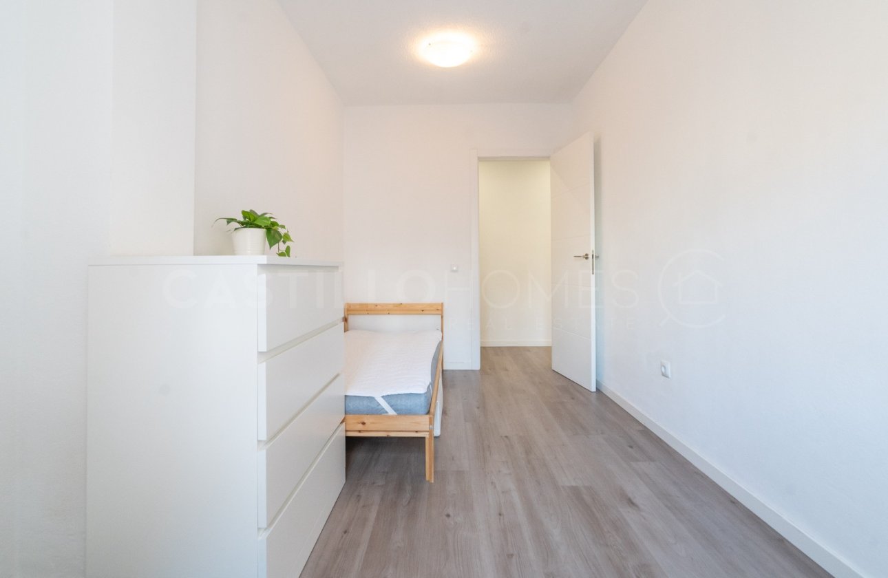 Reventa - Apartamento / piso - Torrevieja - Playa del Cura