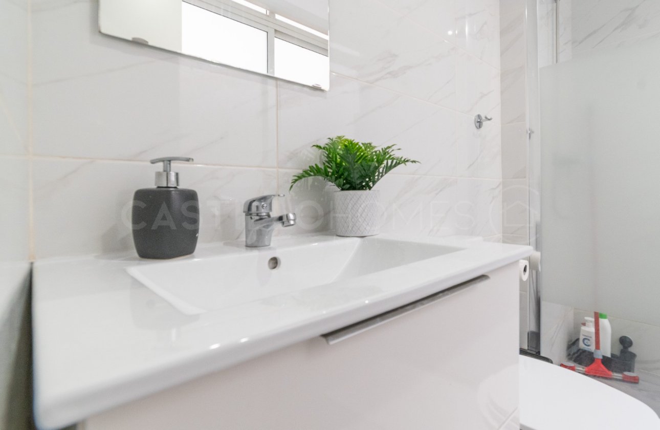 Reventa - Apartamento / piso - Torrevieja - Playa del Cura