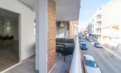 Reventa - Apartamento / piso - Torrevieja - Playa del Cura
