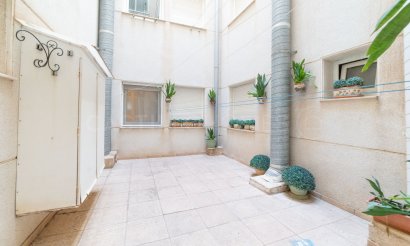 Reventa - Apartamento / piso - Torrevieja - La Mata