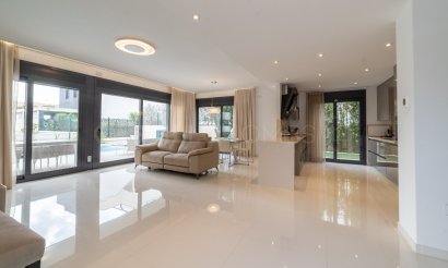 Reventa - Villa - Orihuela Costa - Campoamor
