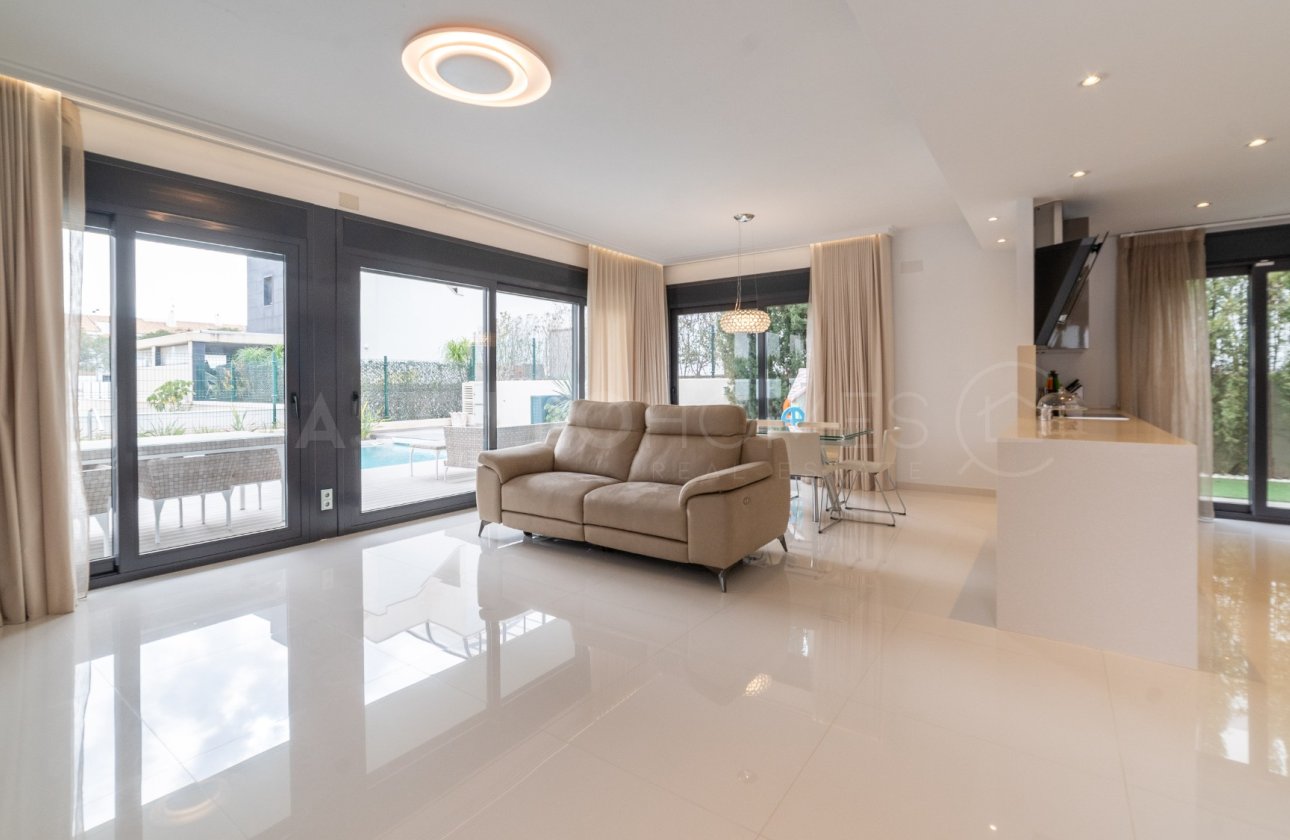 Reventa - Villa - Orihuela Costa - Campoamor