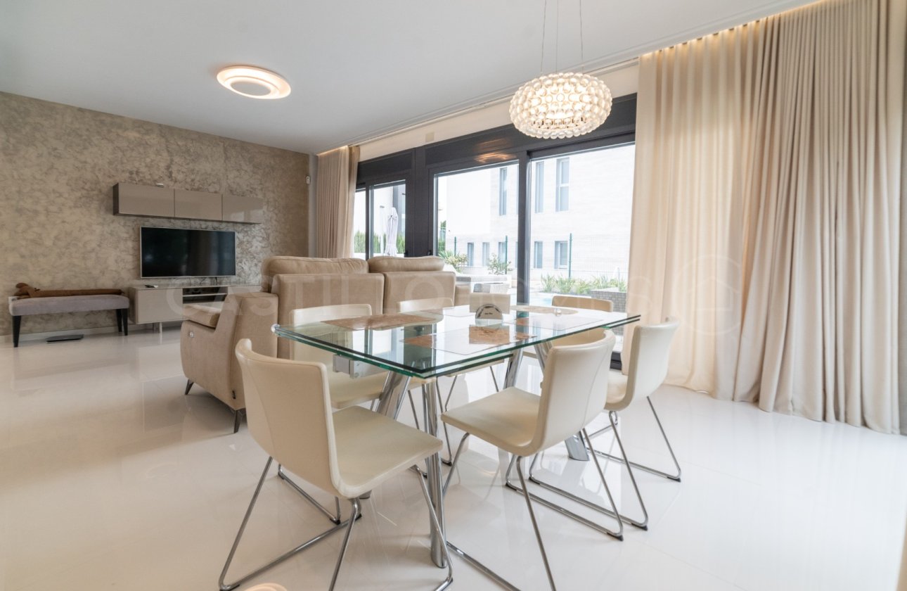Reventa - Villa - Orihuela Costa - Campoamor