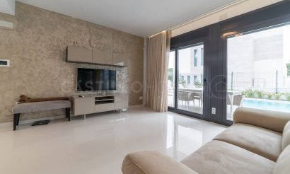 Reventa - Villa - Orihuela Costa - Campoamor