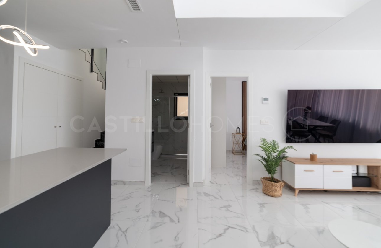 Revente - Villa - Los Montesinos - La Herrada