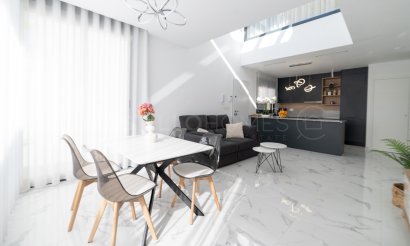 Revente - Villa - Los Montesinos - La Herrada