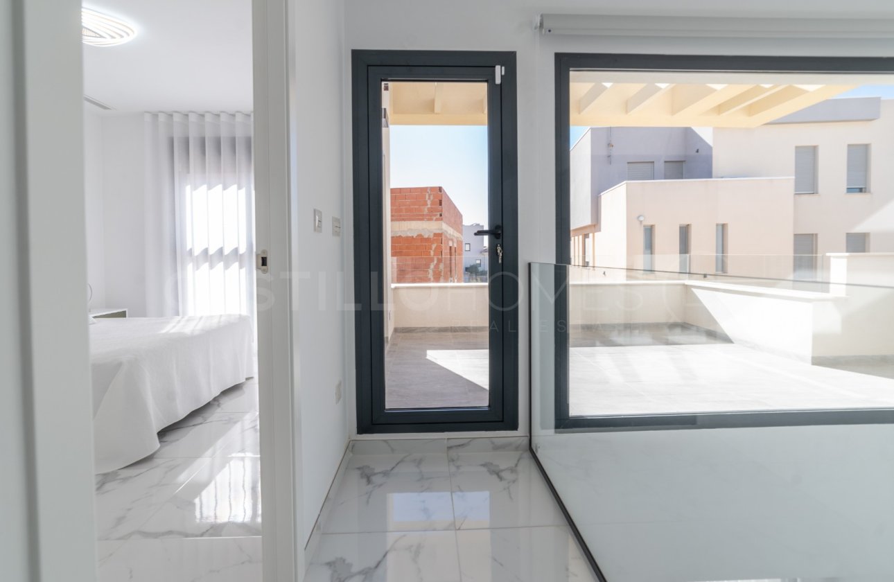 Revente - Villa - Los Montesinos - La Herrada