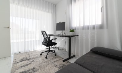 Revente - Villa - Los Montesinos - La Herrada