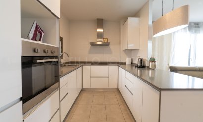 Resale - Apartment / flat - Orihuela Costa - Villamartín