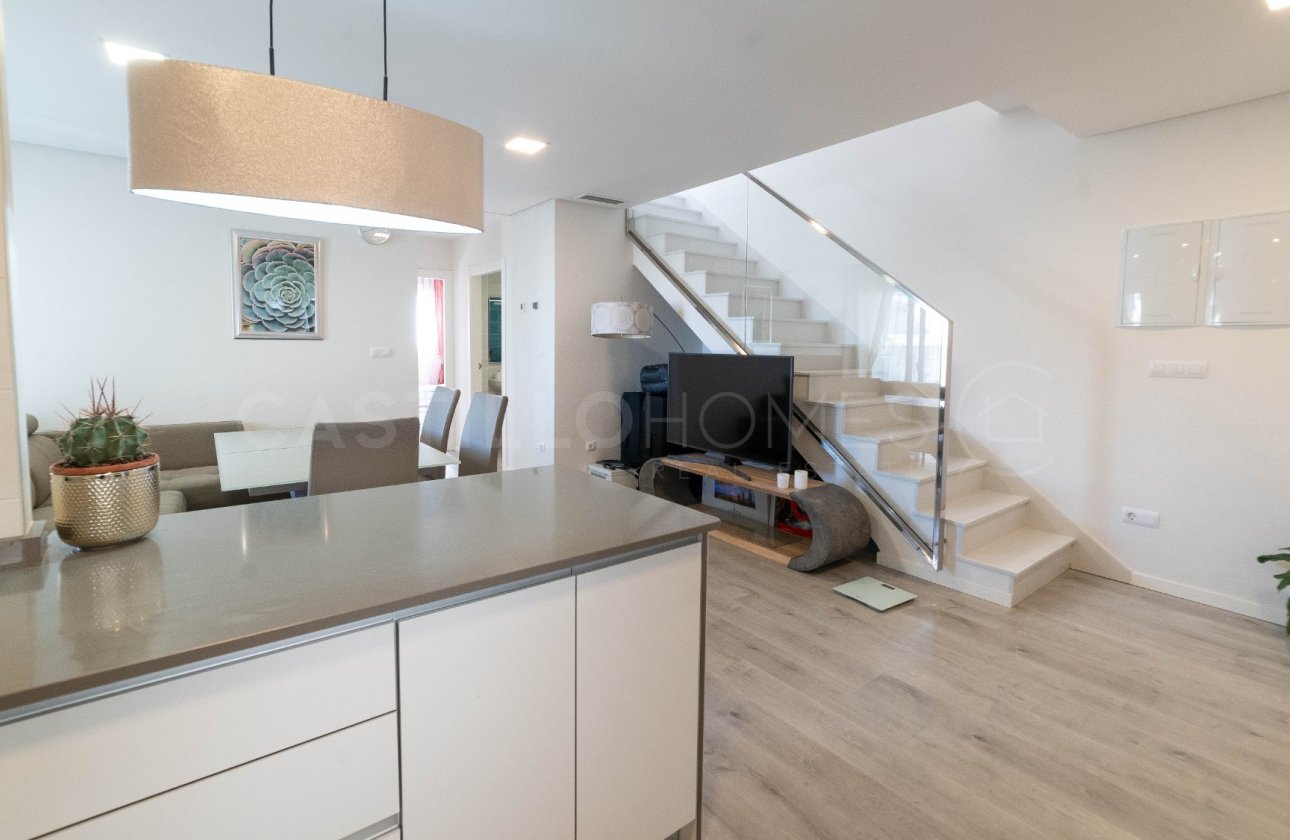 Resale - Apartment / flat - Orihuela Costa - Villamartín