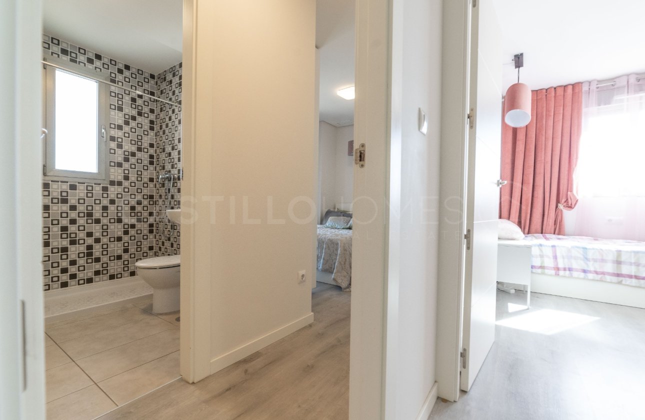 Resale - Apartment / flat - Orihuela Costa - Villamartín