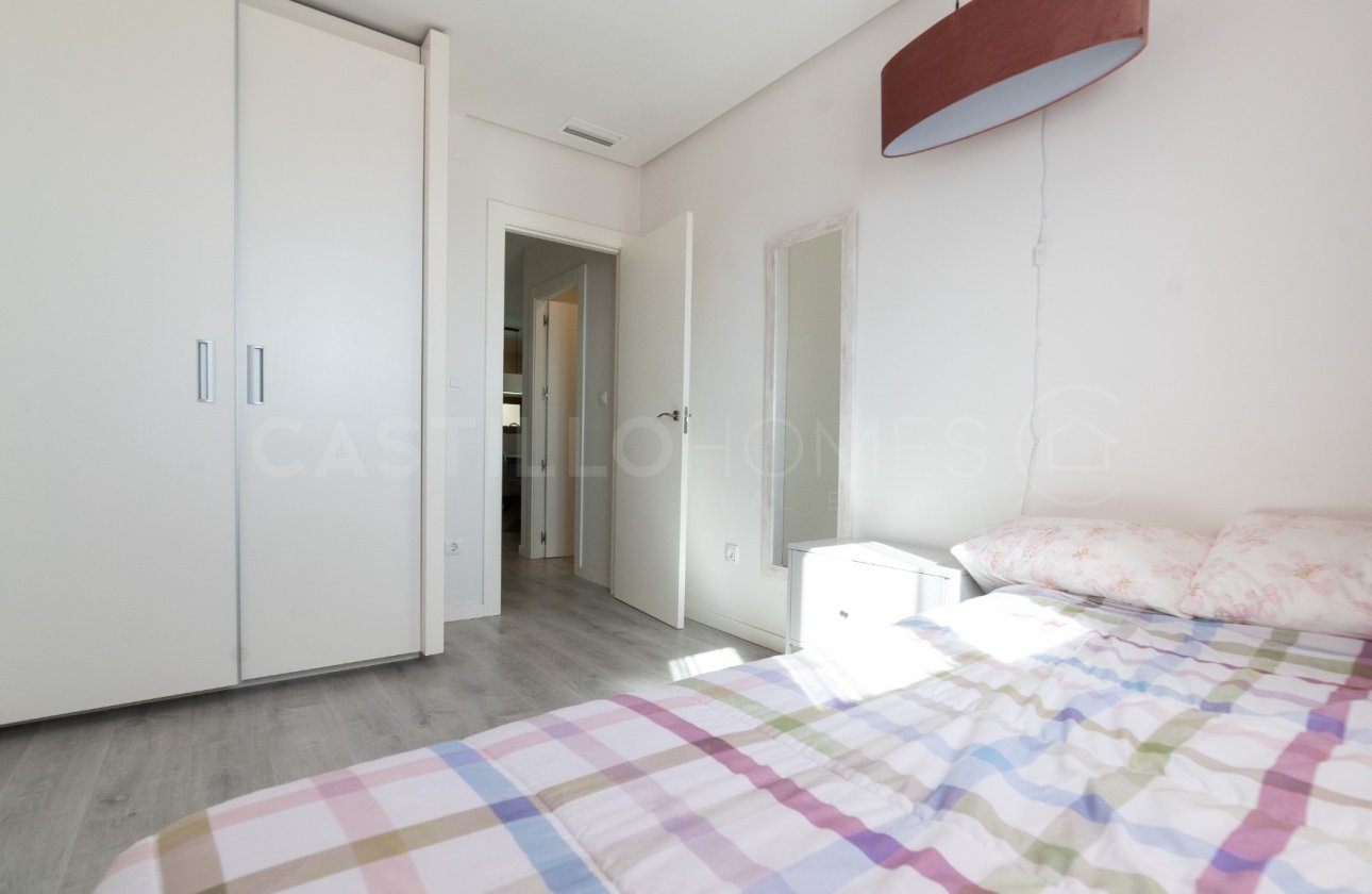 Resale - Apartment / flat - Orihuela Costa - Villamartín