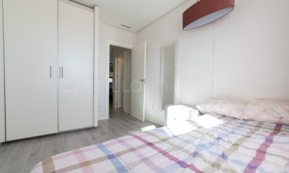 Resale - Apartment / flat - Orihuela Costa - Villamartín