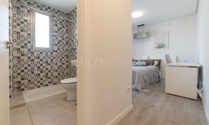 Resale - Apartment / flat - Orihuela Costa - Villamartín