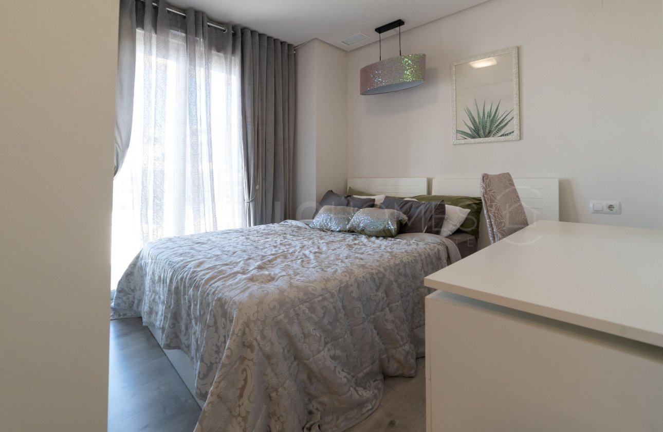Resale - Apartment / flat - Orihuela Costa - Villamartín
