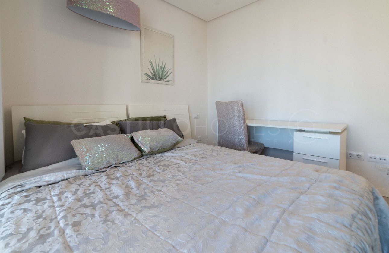 Resale - Apartment / flat - Orihuela Costa - Villamartín