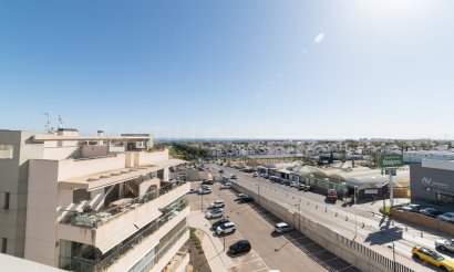Resale - Apartment / flat - Orihuela Costa - Villamartín