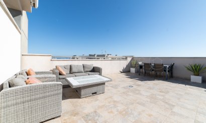 Resale - Apartment / flat - Orihuela Costa - Villamartín