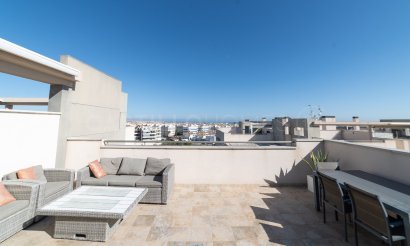 Resale - Apartment / flat - Orihuela Costa - Villamartín
